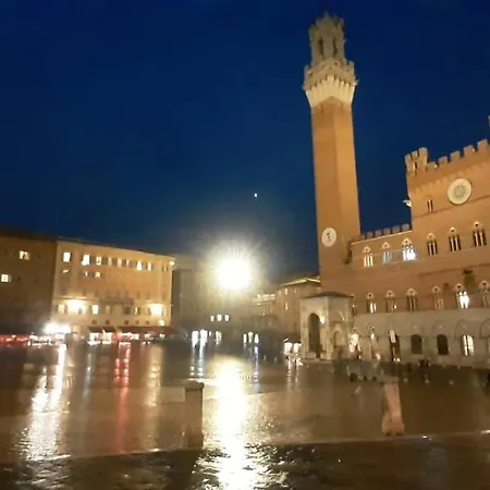 Cor Magis Kamullia - 200 Meters From The Historic Center And Close To The Train Station Apartment Siena