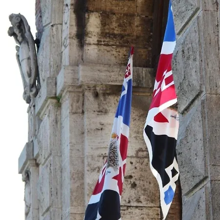 Cor Magis Kamullia - 200 Meters From The Historic Center And Close To The Train Station Apartment Siena