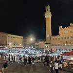 Cor Magis Kamullia - 200 Meters From The Historic Center And Close To The Train Station Daire Siena